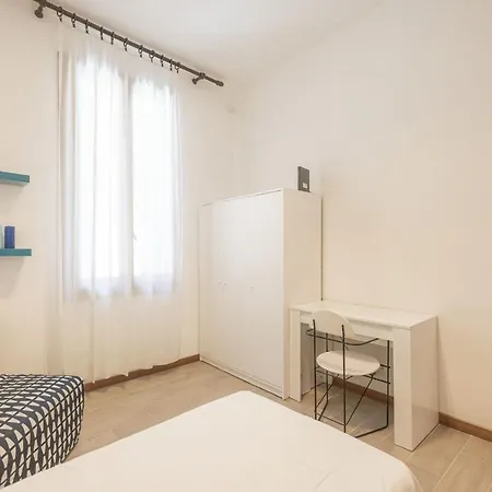 Arte E Cinema - 10 Min Da Venezia Apartment Mestre Exterior photo